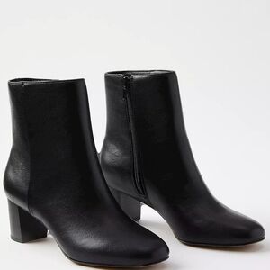 NEW! LOFT Black Vegan Leather Block Heel Ankle Boot Booties 6.